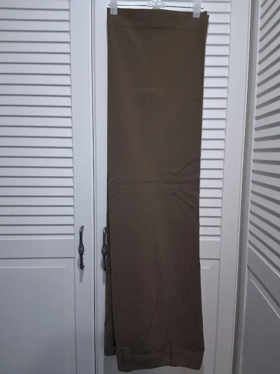 ヴェルサーチェ レディース ウール ズボン セミ ワイド フィット