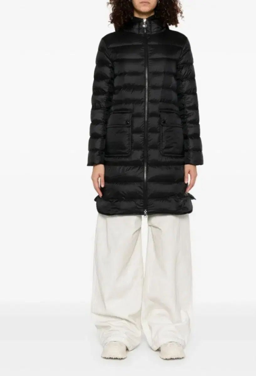 25 SS MONCLER モンクレール SEDAN ダウン ブラック |サイズ2