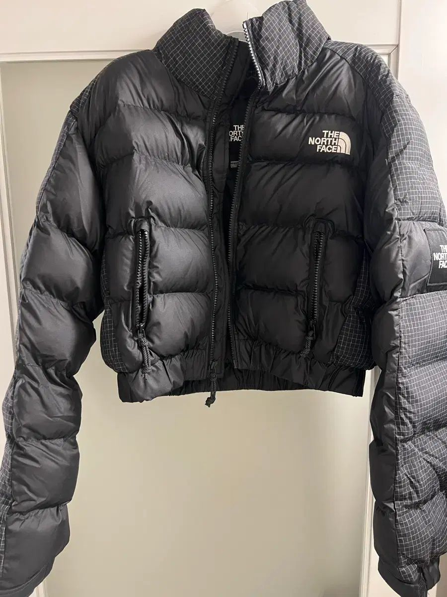 THE NORTH FACE クロップドジャケット 黒 THE NORTH FACE クロップド 