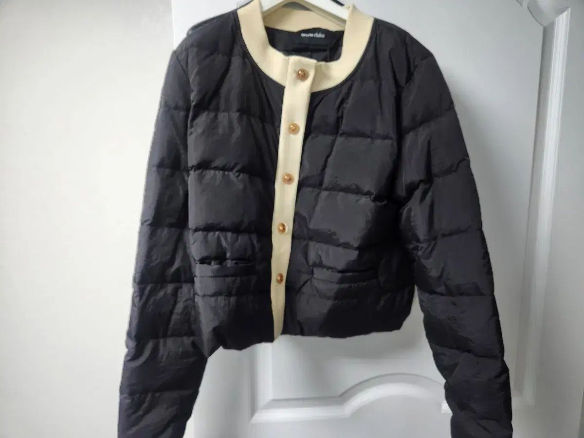 マリ クレール ニットバイカラーダウン