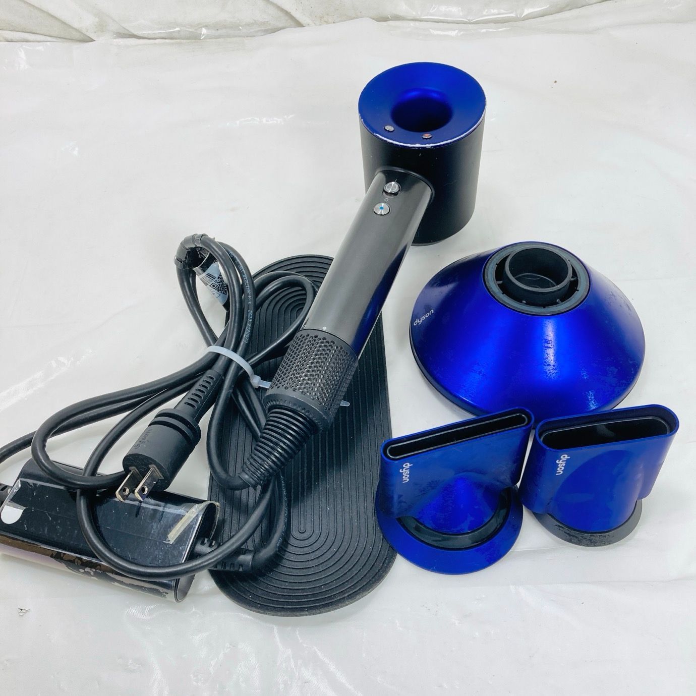 ジャンク品 Dyson Supersonic ダイソン ヘアドライヤー HD03 Dyson ダイソン HD03 ヘアドライヤー ジャンク品 - メルカリ