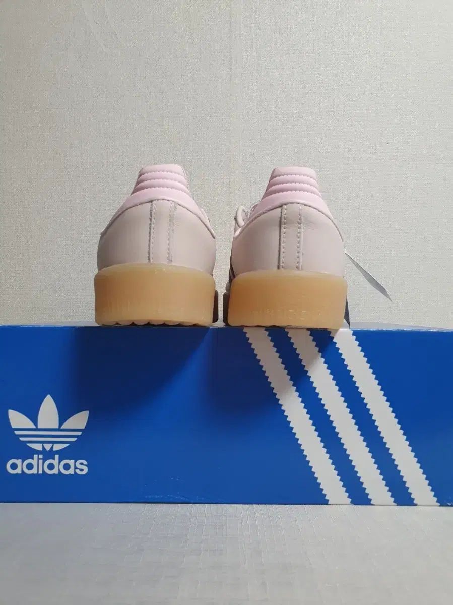 アディダス 三倍 ID 3737 パステルピンク スニーカー 240 mm