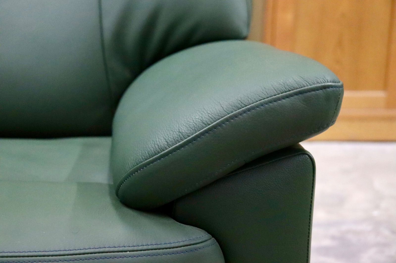 GMIS359A○本革 2人掛けソファ