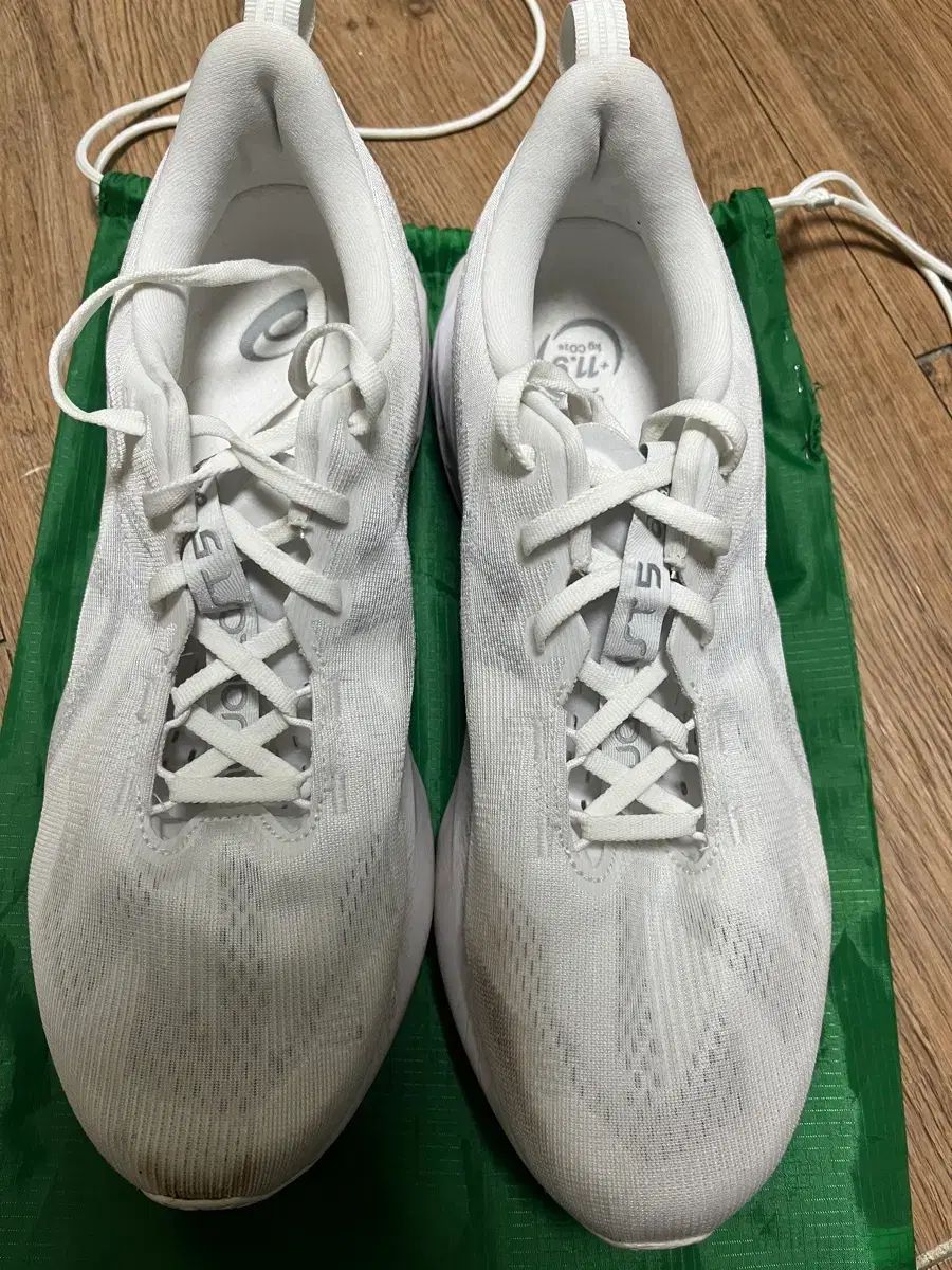 アシックス ノヴァブラスト5 290