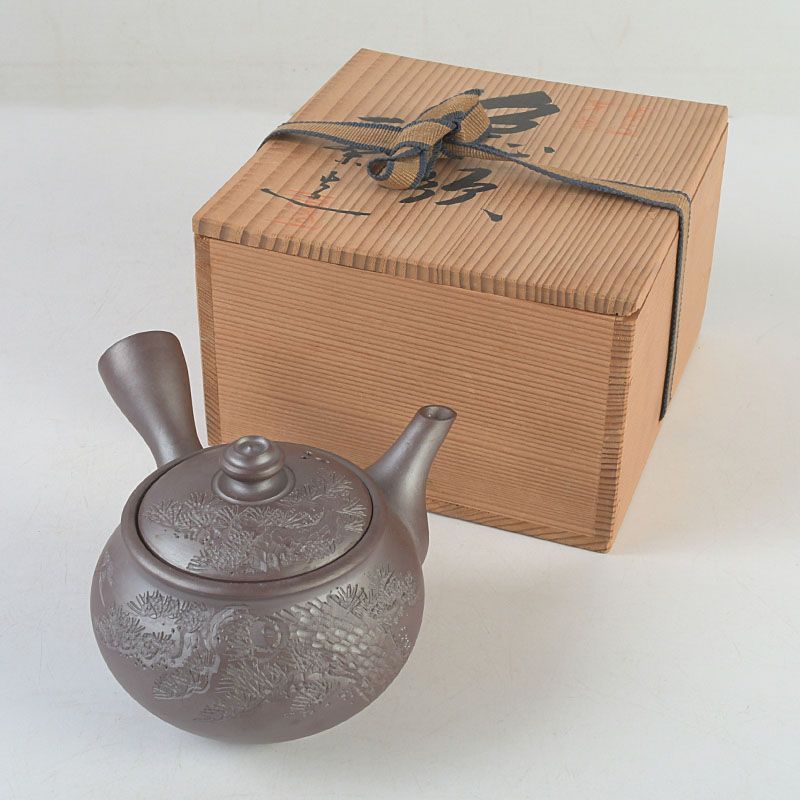 煎茶道具 常滑焼 一茶造 花刻 横手急須 共箱 M S 554