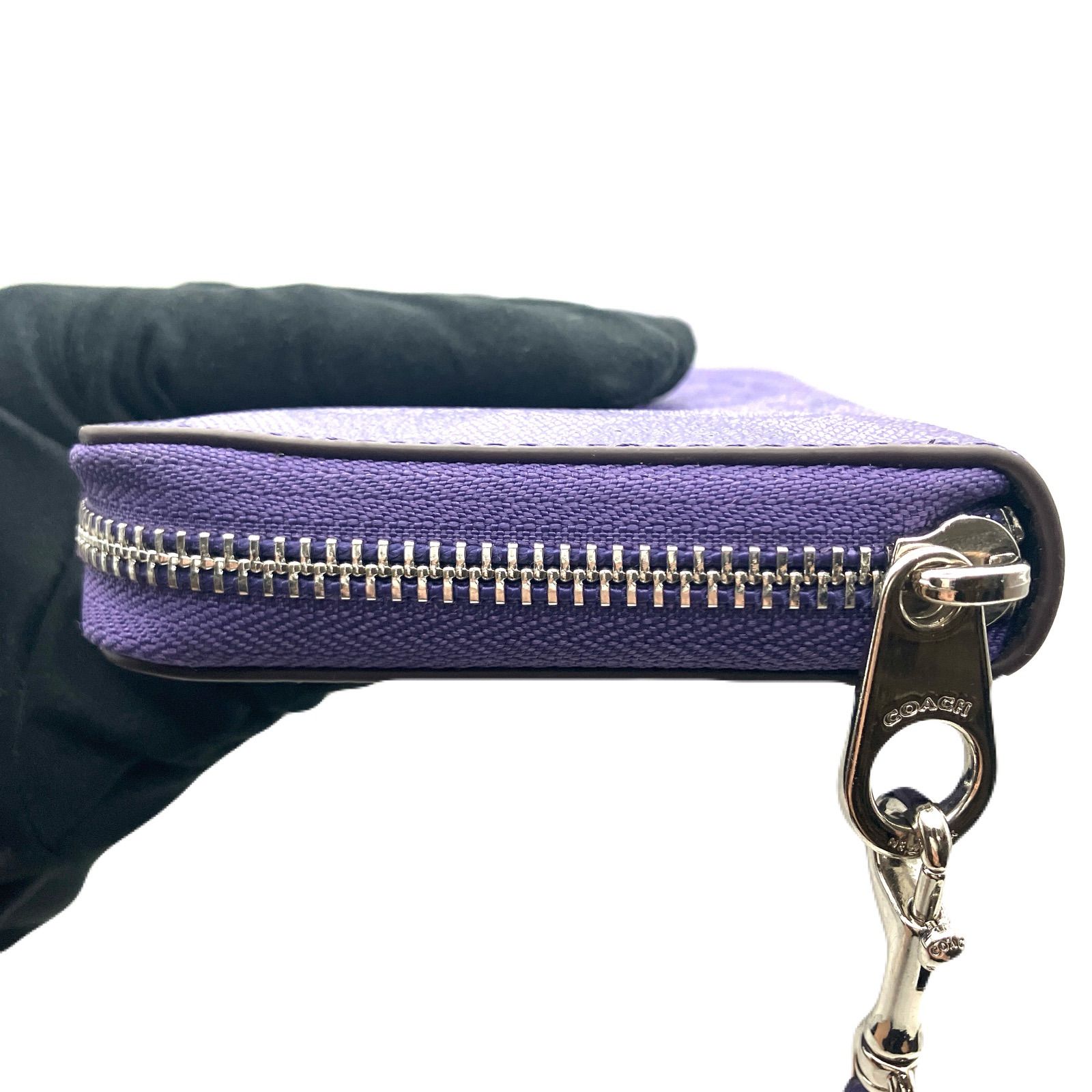 オールドコーチvintage パープル カラー　二つ折り財布 オールドコーチvintage パープル カラー 二つ折り財布 オールドコーチ