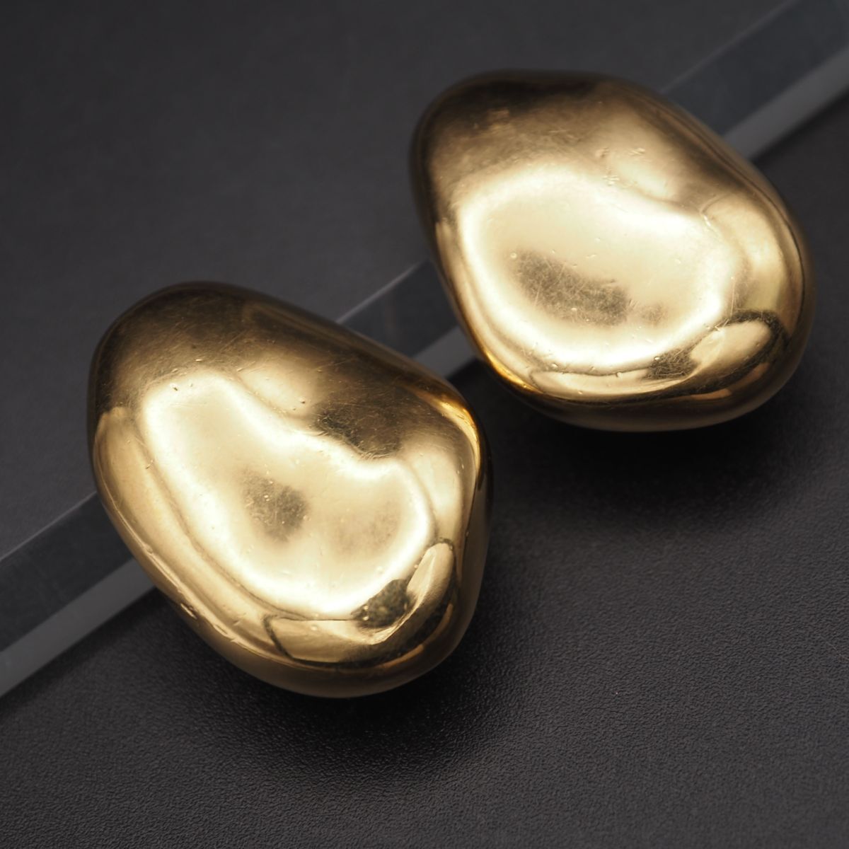 L 734 YSL イヴ サンローラン イヤリング ゴールド デザイン