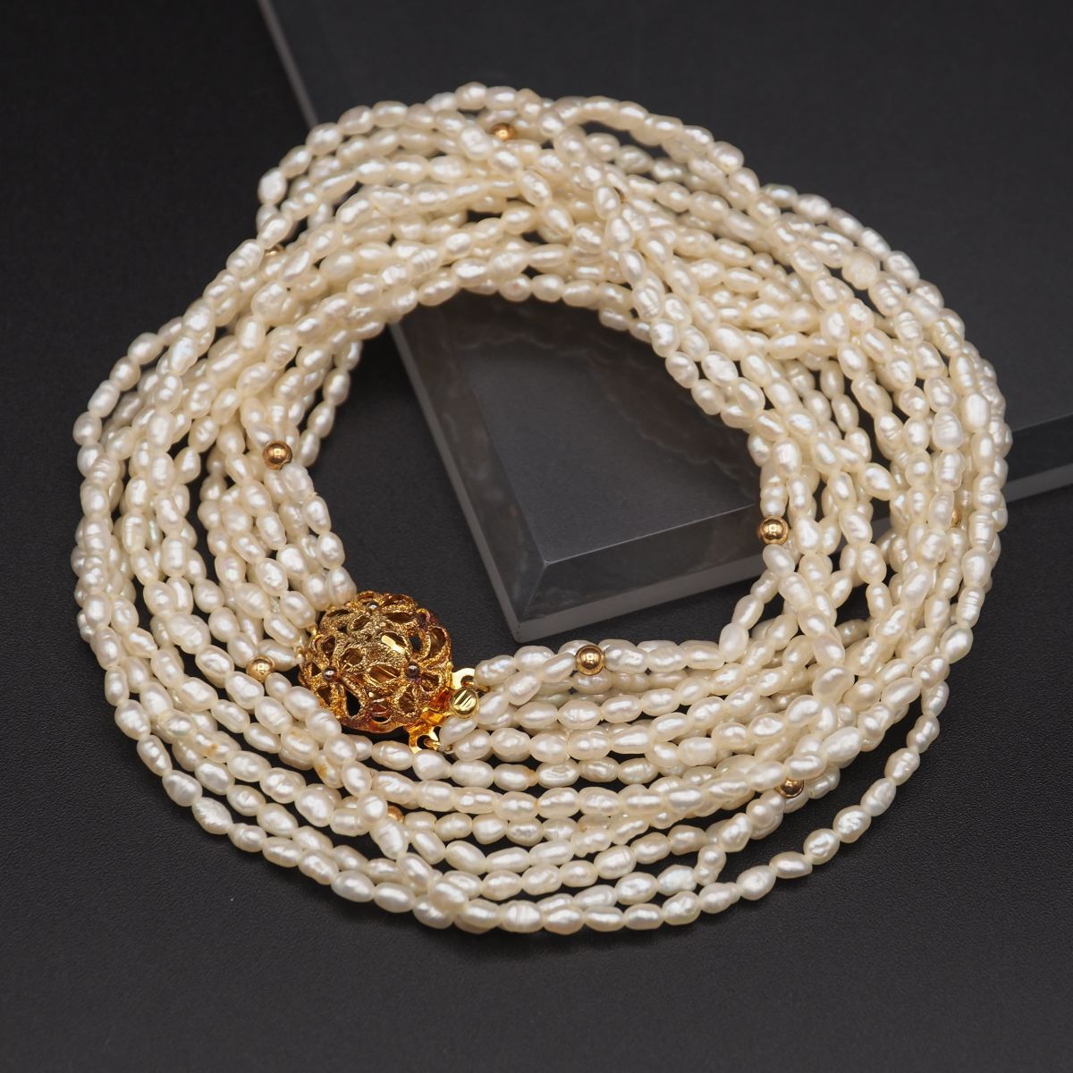 L 968 淡水真珠 パール SILVER刻印 ネックレス 8連 ゴールド デザイン 誕生石