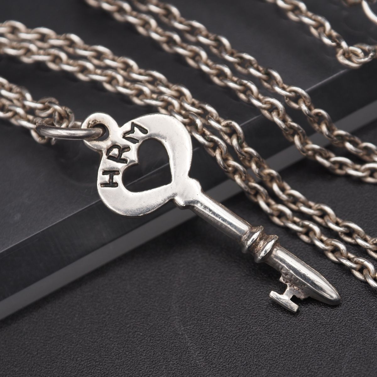 L961 ハリウッドランチマーケット HRM ペンダント ネックレス ロゴ 鍵