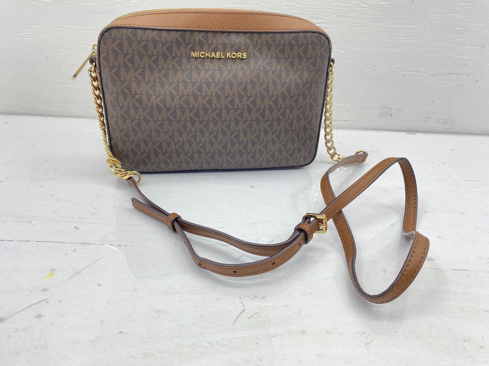 盛岡79-0137 MICHAEL KORS マイケルコース ショルダー バッグ ポーチ |80