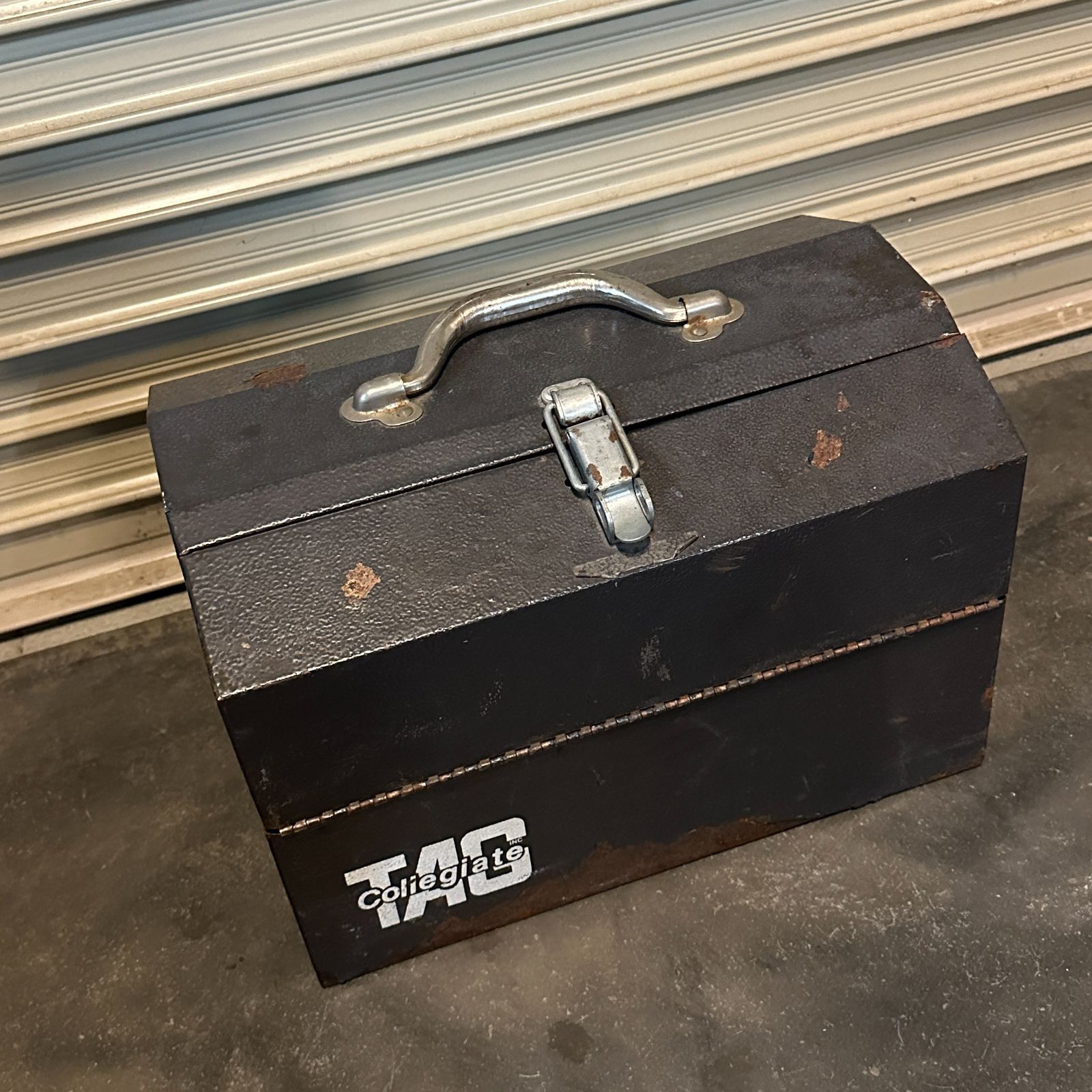  Vintage TAC Collegiate Metal Toolbox” ティーエーシー コリエイティ インダストリアル 工具箱 アンティーク雑貨 美術品 アンティーク コレクション
