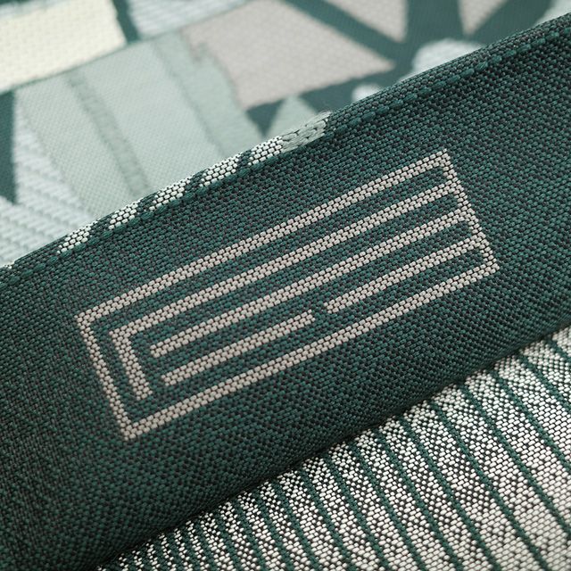 専用ページ　新品　未使用品　正絹　本場筑前博多織 袋帯 新古品】 袋帯 正絹 未使用 本場筑前博多織 匠工芸 全通 天鵞絨色 草花