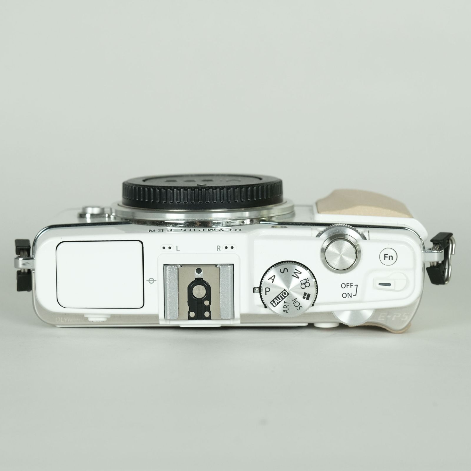 OLYMPUS PEN E-P5 ボディ ホワイト OLYMPUS PEN E-P5 ボディ [ホワイト]の製品画像 - 価格.com オリンパス