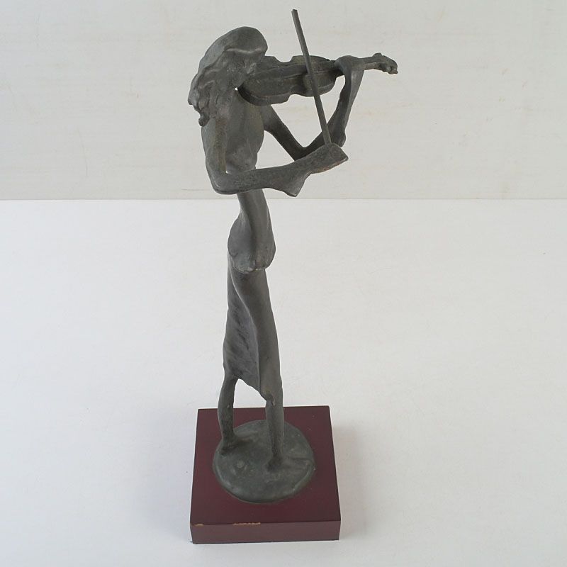 ブロンズ像 バイオリンを弾く女性 高さ約36㎝ 台付 置物 C S574 - メルカリ