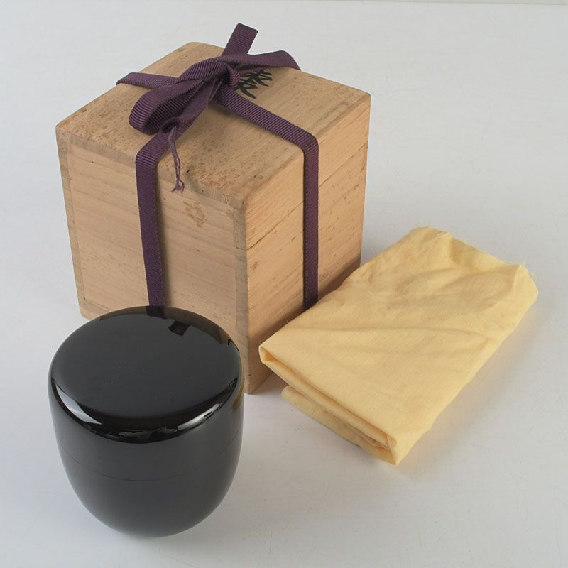 茶道具　伊藤春宗作　黒漆　中棗　共箱　C R6023 茶道具 伊藤春宗作 黒漆 中棗 共箱 C R6023 茶道具 伊藤春宗作 黒漆 中