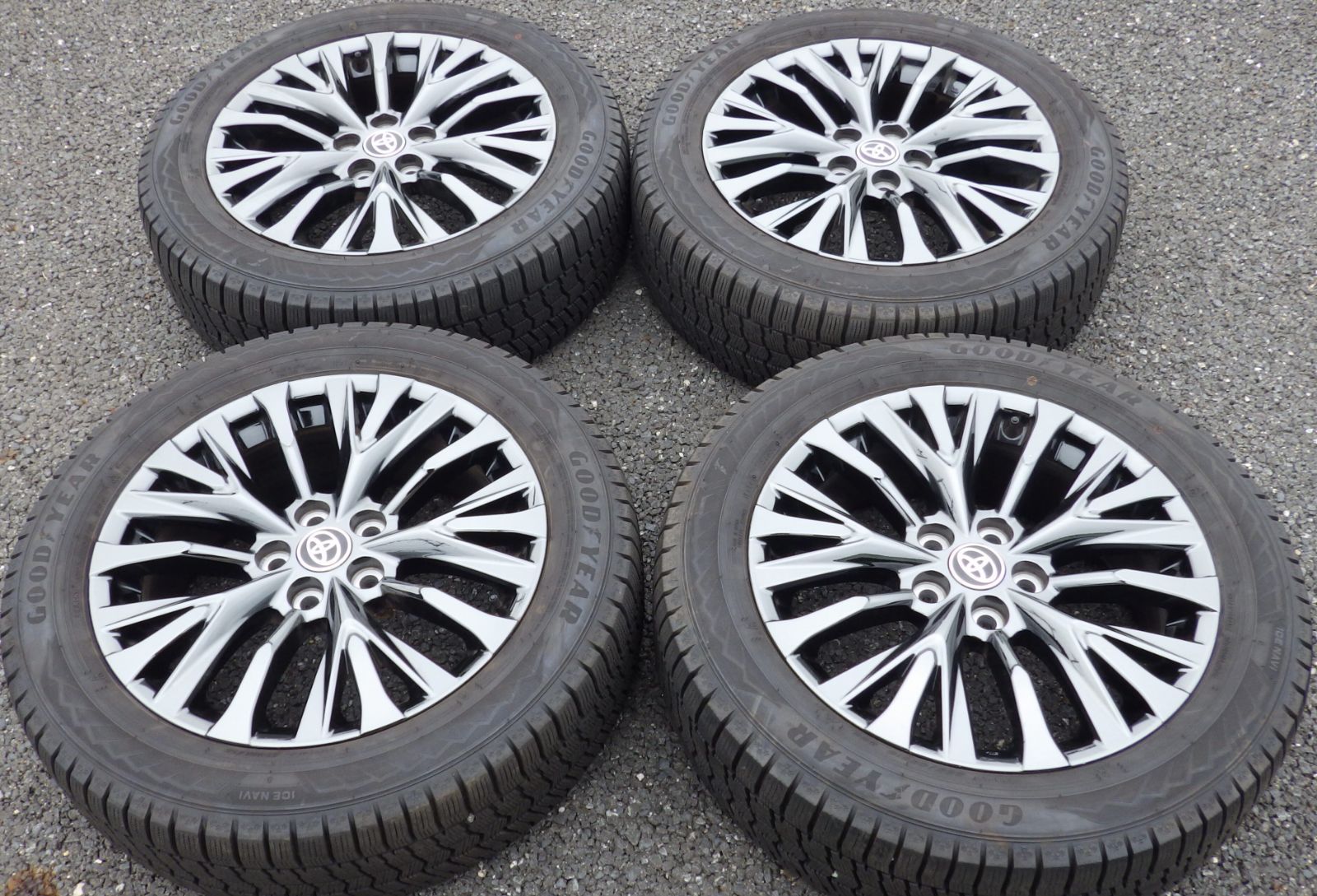 D1638 40ヴェルファイア Zプレミア純正ホイール 225/55R19 4本