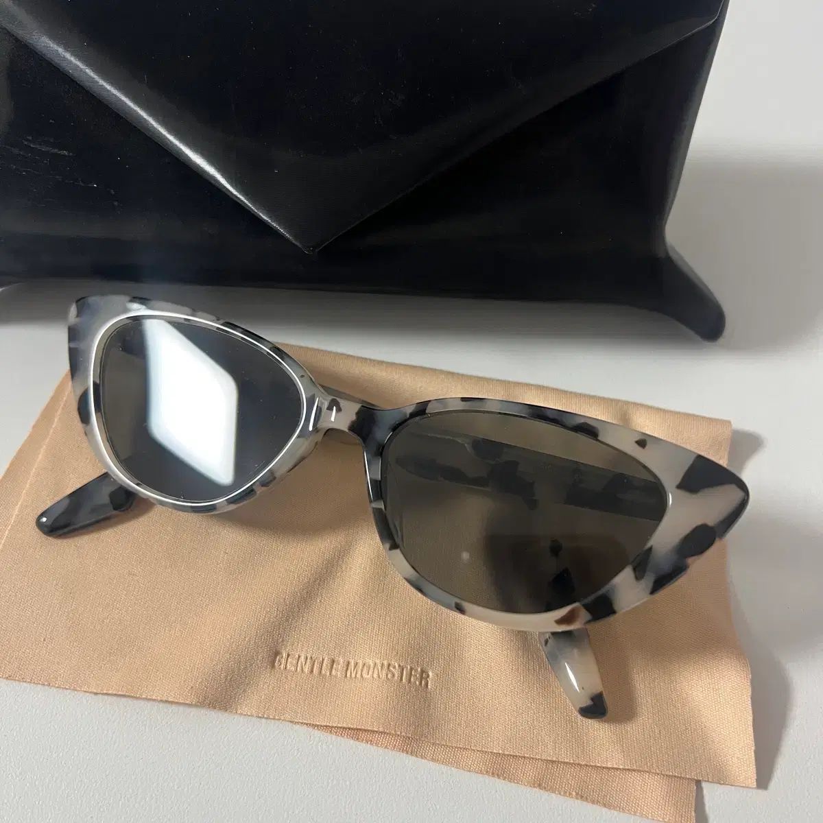 GENTLE MONSTER ジェントルモンスター クレラ CRELLA