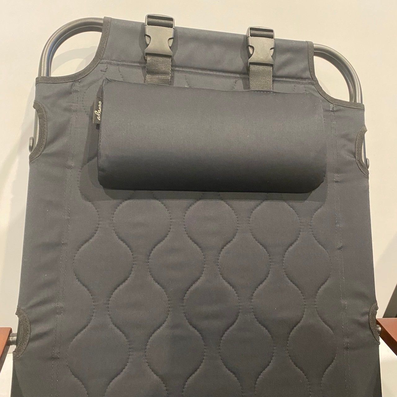 UJack(ユージャック) 難燃リクライニングローチェア Ver.2 abyss chair