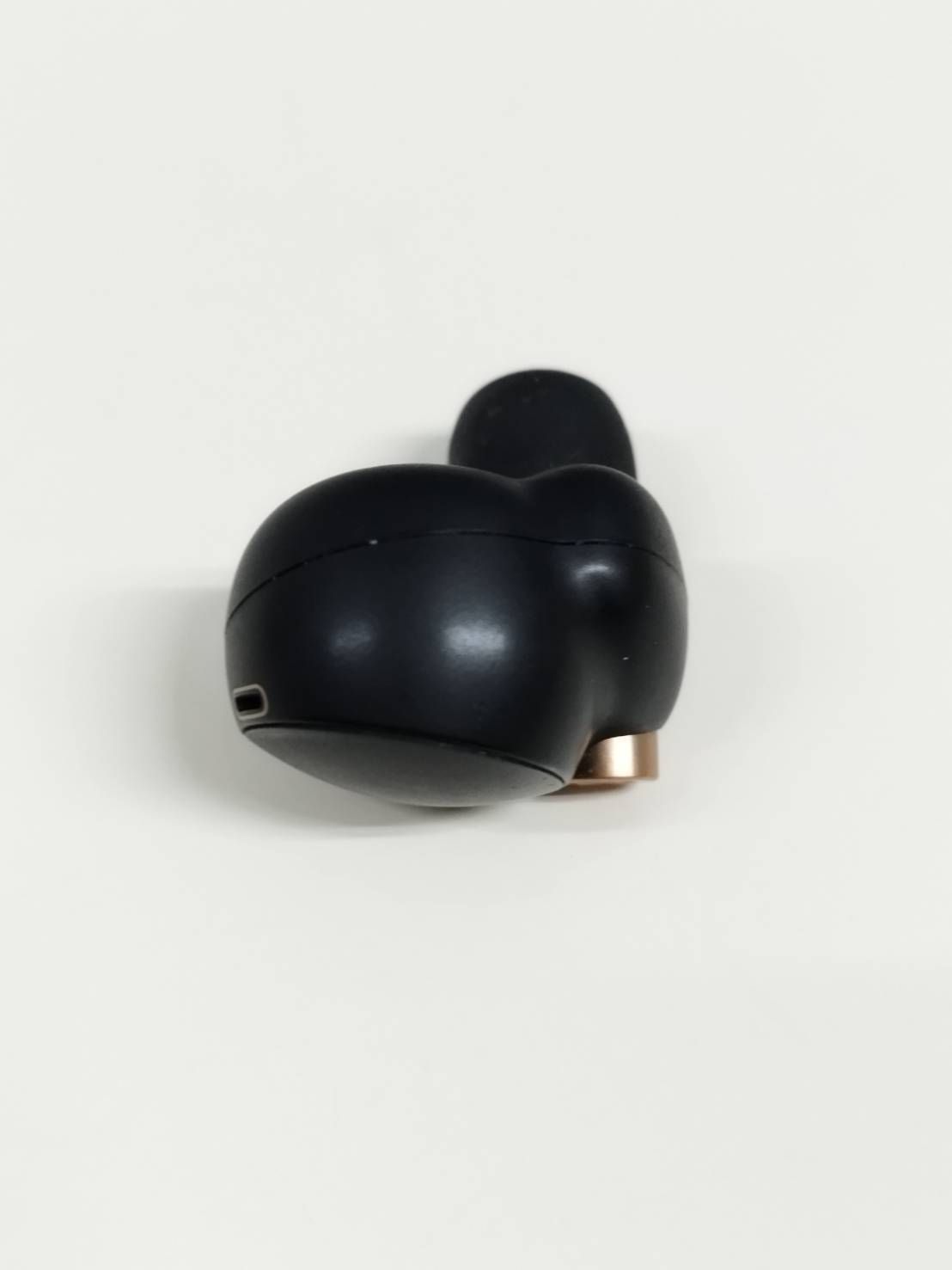 ジャンク】SONY WF-1000XM4/YY2948/ブラック/ワイヤレスイヤホン/左耳