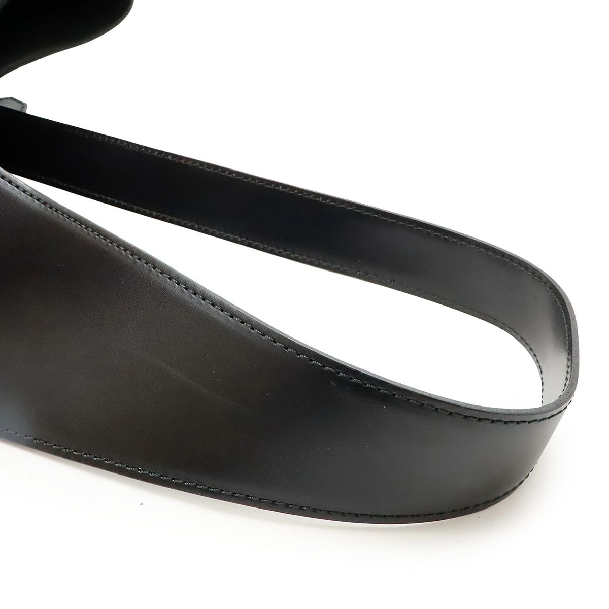 LOUIS VUITTON ルイ ヴィトン エピ サックアド ショルダーバッグ