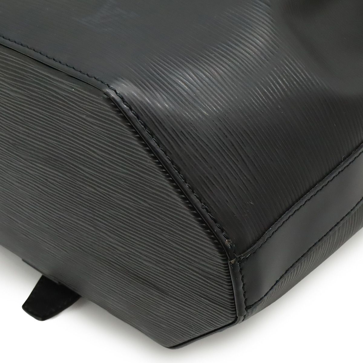 LOUIS VUITTON ルイ ヴィトン エピ サックアド ショルダーバッグ