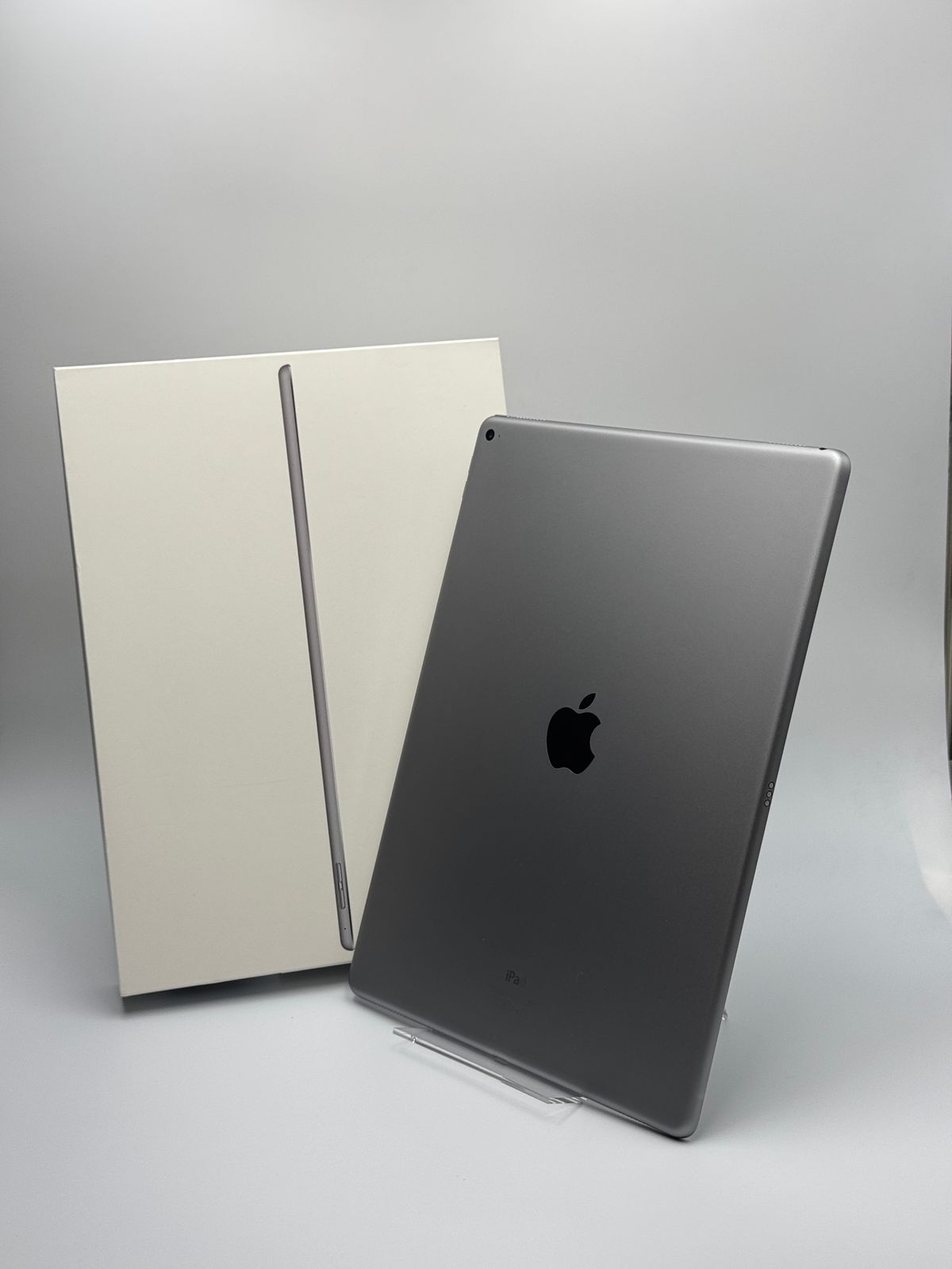 中古B】iPad Pro 12.9-inch 第1世代 32GB スペースグレイ Wi-Fi - メルカリ