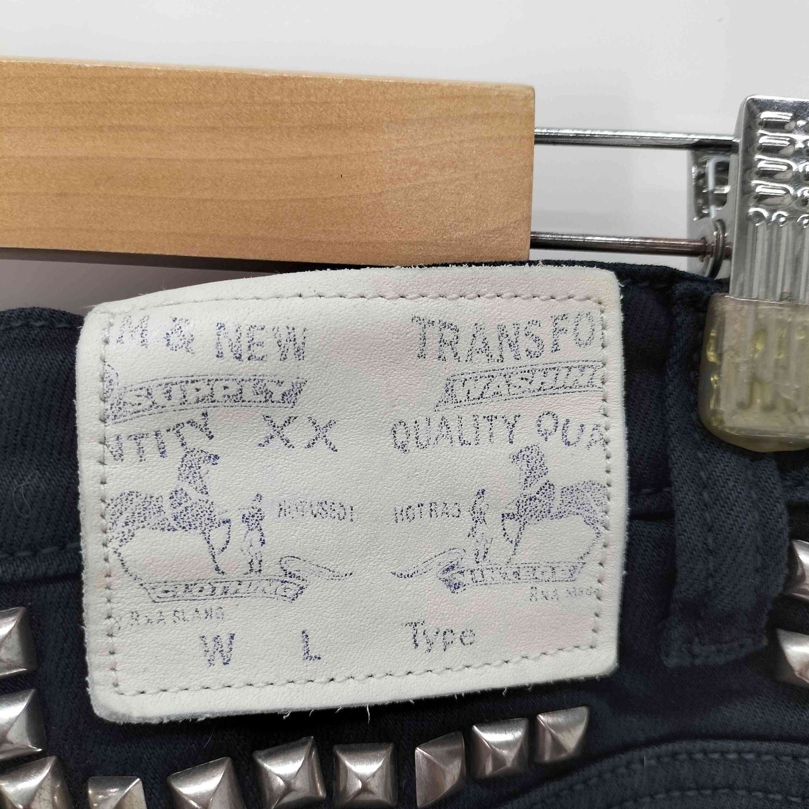 ユーズドフルギ USED古着 RNAinc. スタッズ付きスキニージーンズ