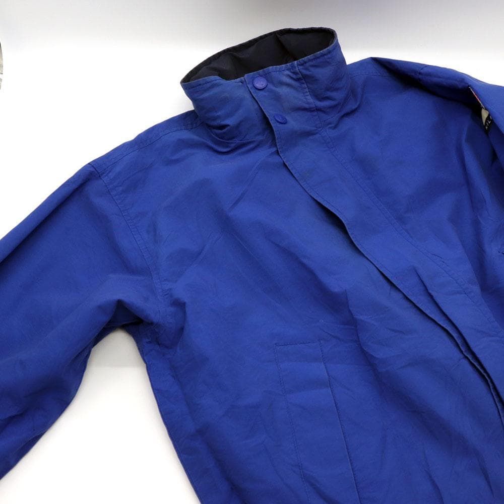 希少！９０s トミーヒルフィガー 背中ロゴ刺繍リバーシブルナイロンジャケット 希少！90s トミーヒルフィガー 背中ロゴ刺繍リバーシブルナイロン