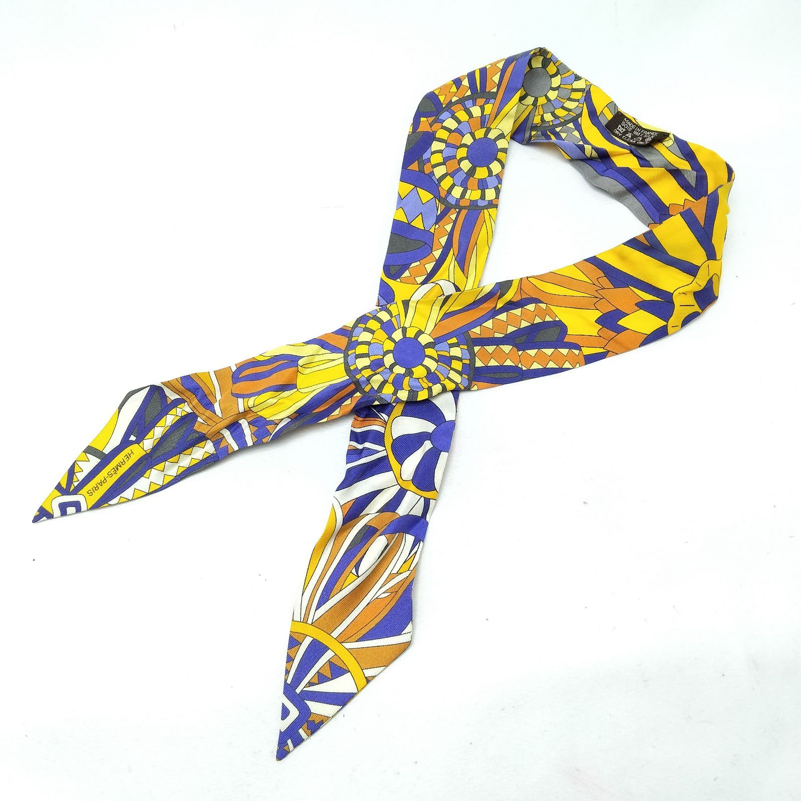  ️HERMES ️エルメス ツイリー LES FLOTS DU CHEVAL 馬への表彰 イエロー シルク バンダナ スカーフ 小物