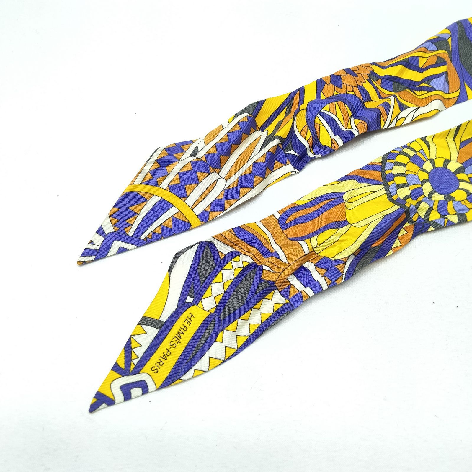 馬への表彰 イエロー