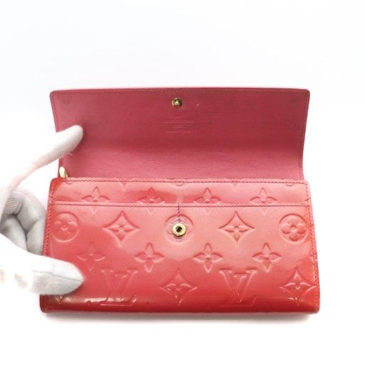 ルイヴィトン LOUIS VUITTON ポルトフォイユ サラ モノグラムヴェルニ