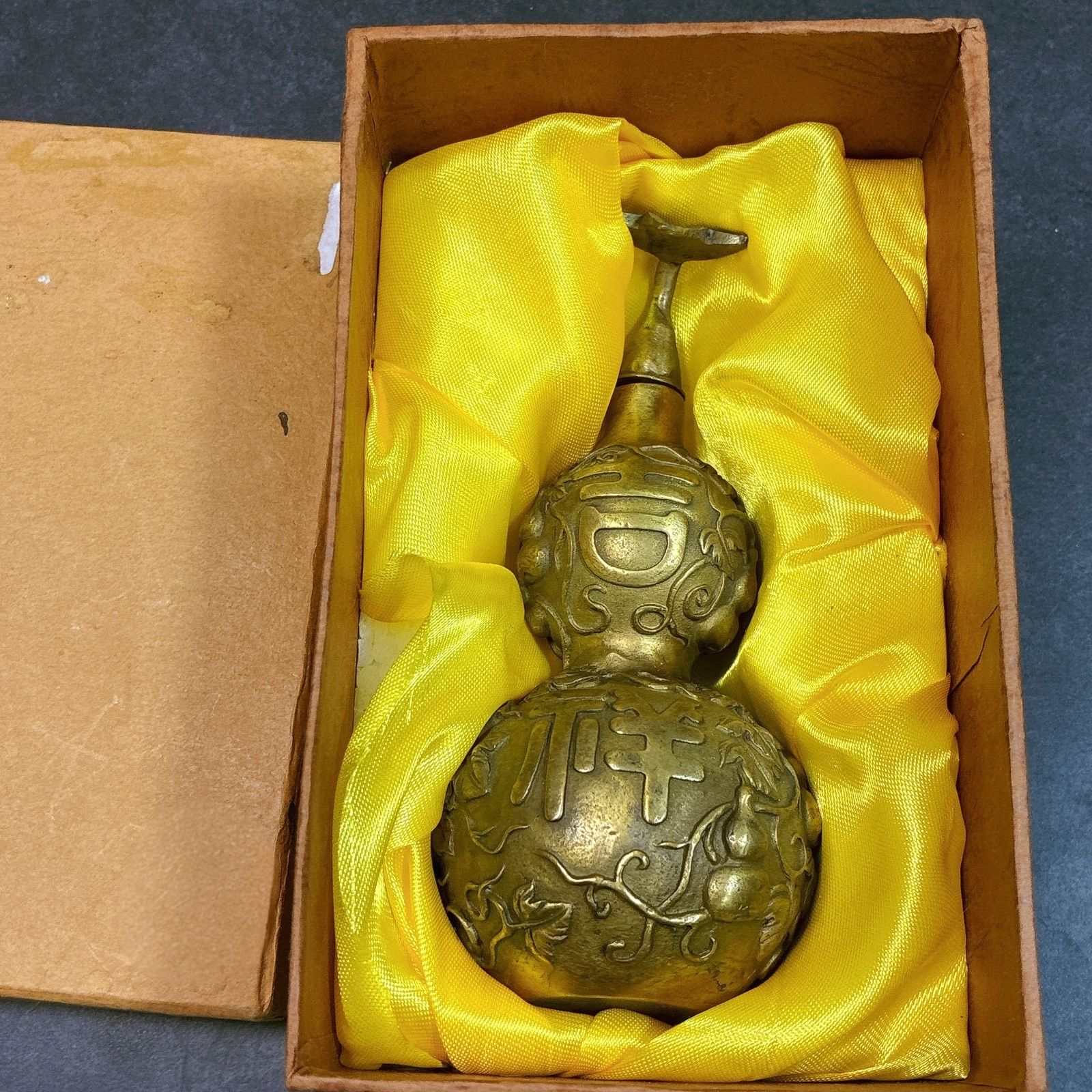 瓢箪 真鍮 台　高彫 彫刻 置物 縁起物 開運 風水 骨董 古美術 アンティーク 瓢箪 真鍮 台 高彫 彫刻 置物 縁起物 開運 風水 骨董 古美術