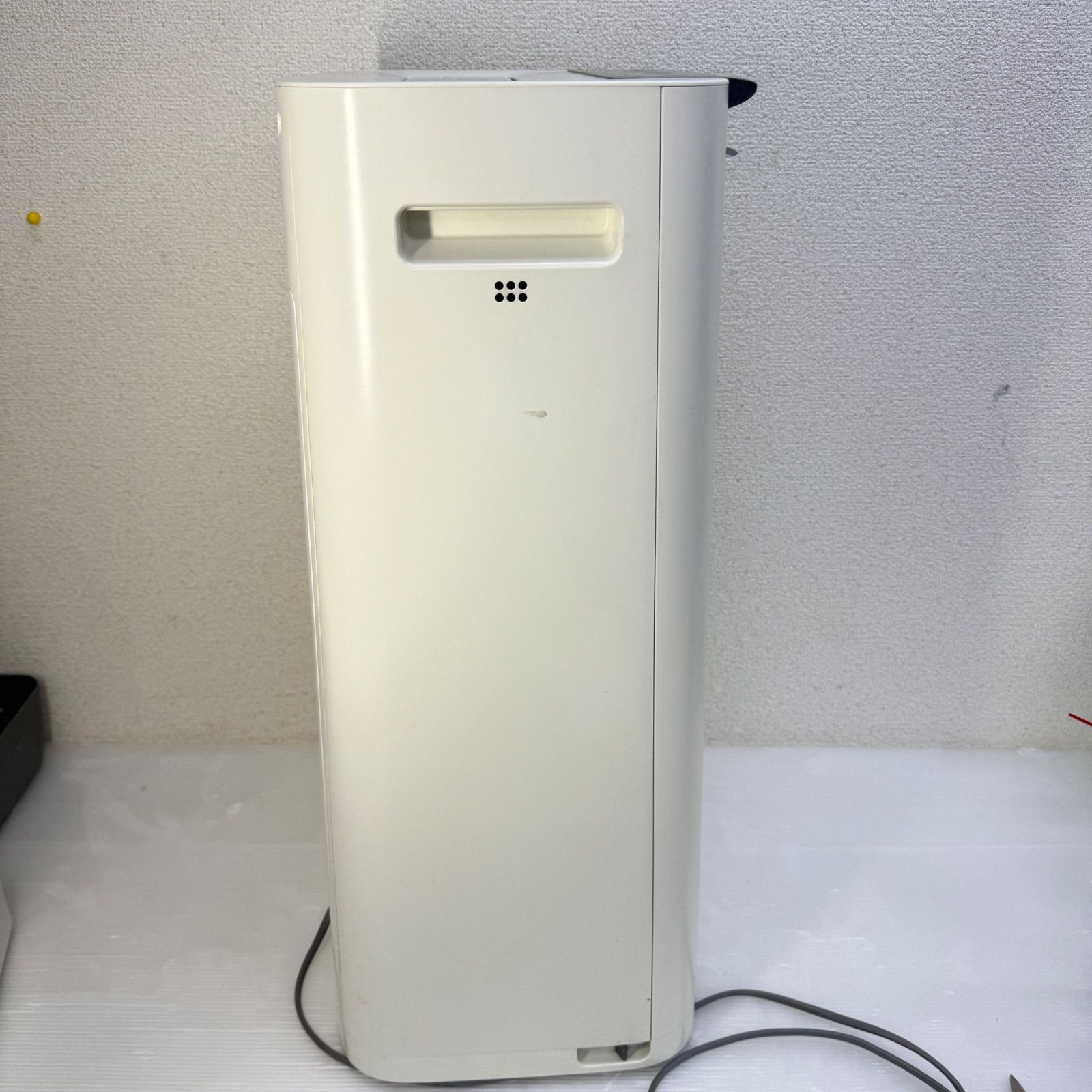 ☆シャープ KI-HS50-W☆2018年製 SHARP 加湿空気清浄機 ホワイト