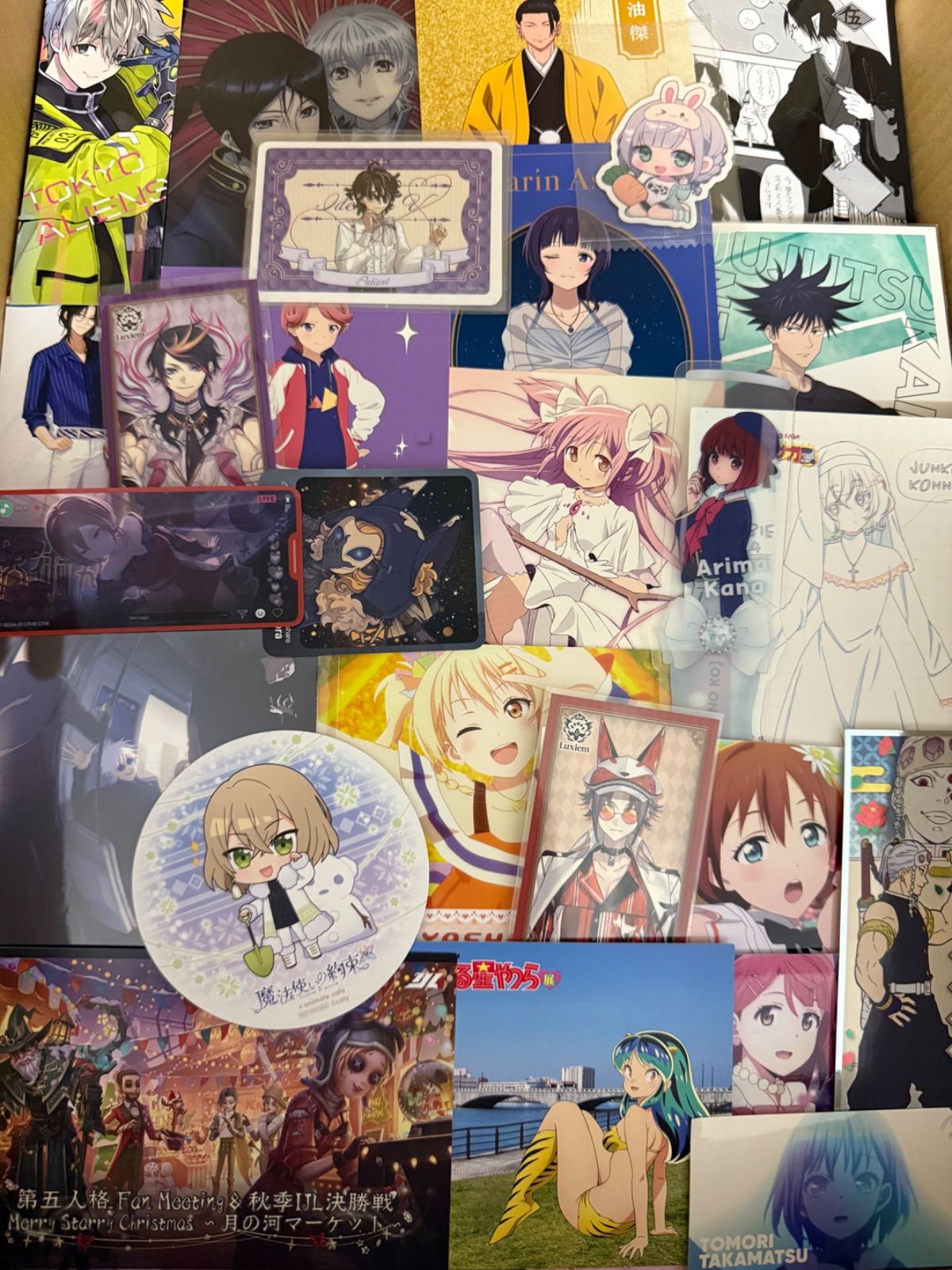 アニメ キャラクターグッズ 紙類 コースターのみ 1350点以上 まとめ売り 紙類 アニメ ゲーム まとめ売り 大量 コースター ポストカード カード