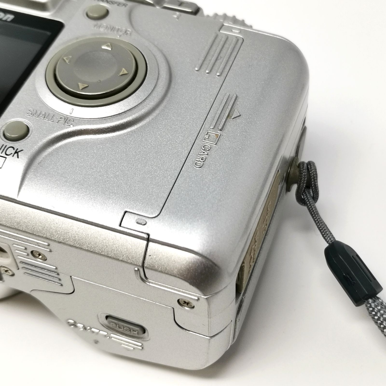 ニコン coolpix 885 デジカメ ジャンク シルバー 箱あり デジタル