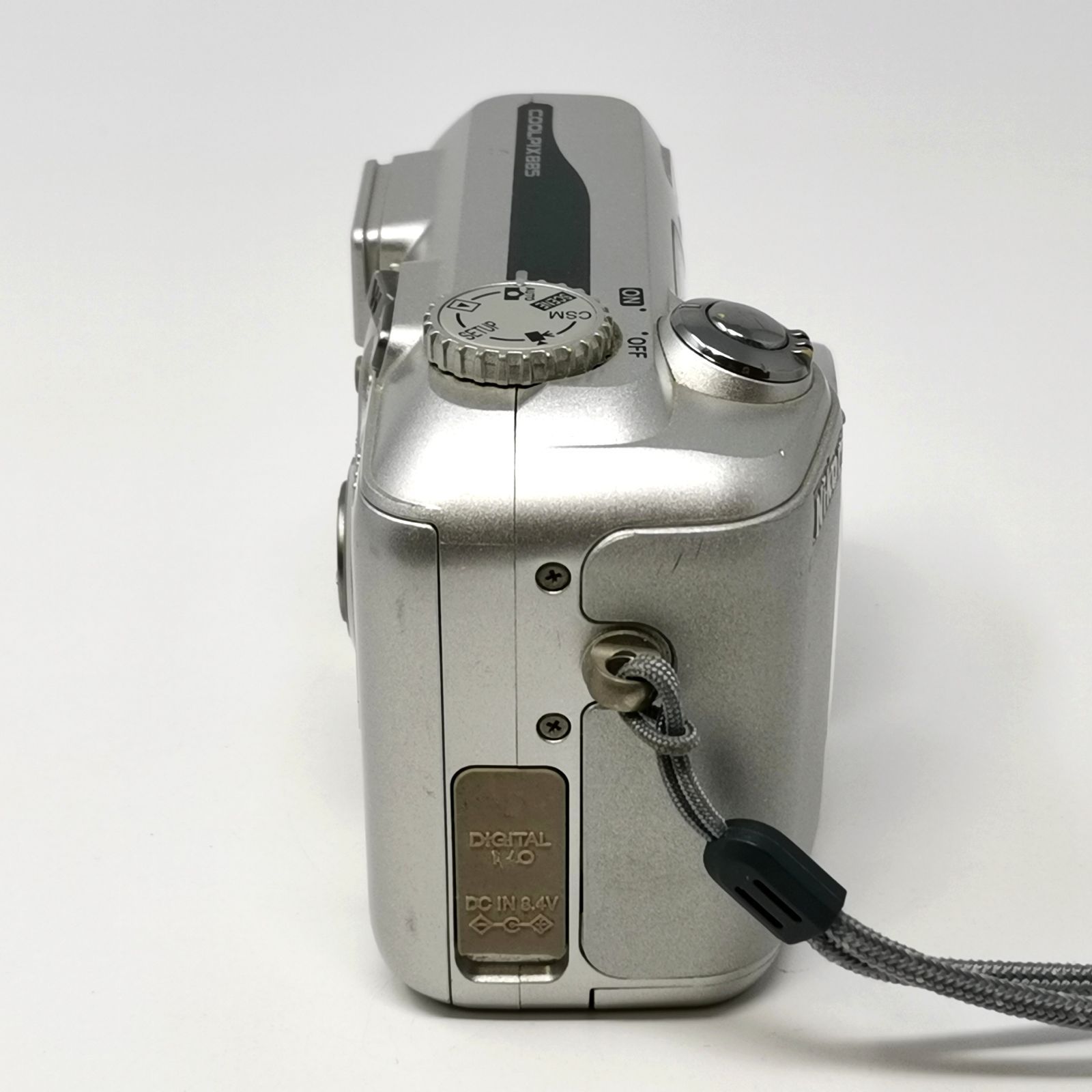 ニコン coolpix 885 デジカメ ジャンク シルバー 箱あり デジタル