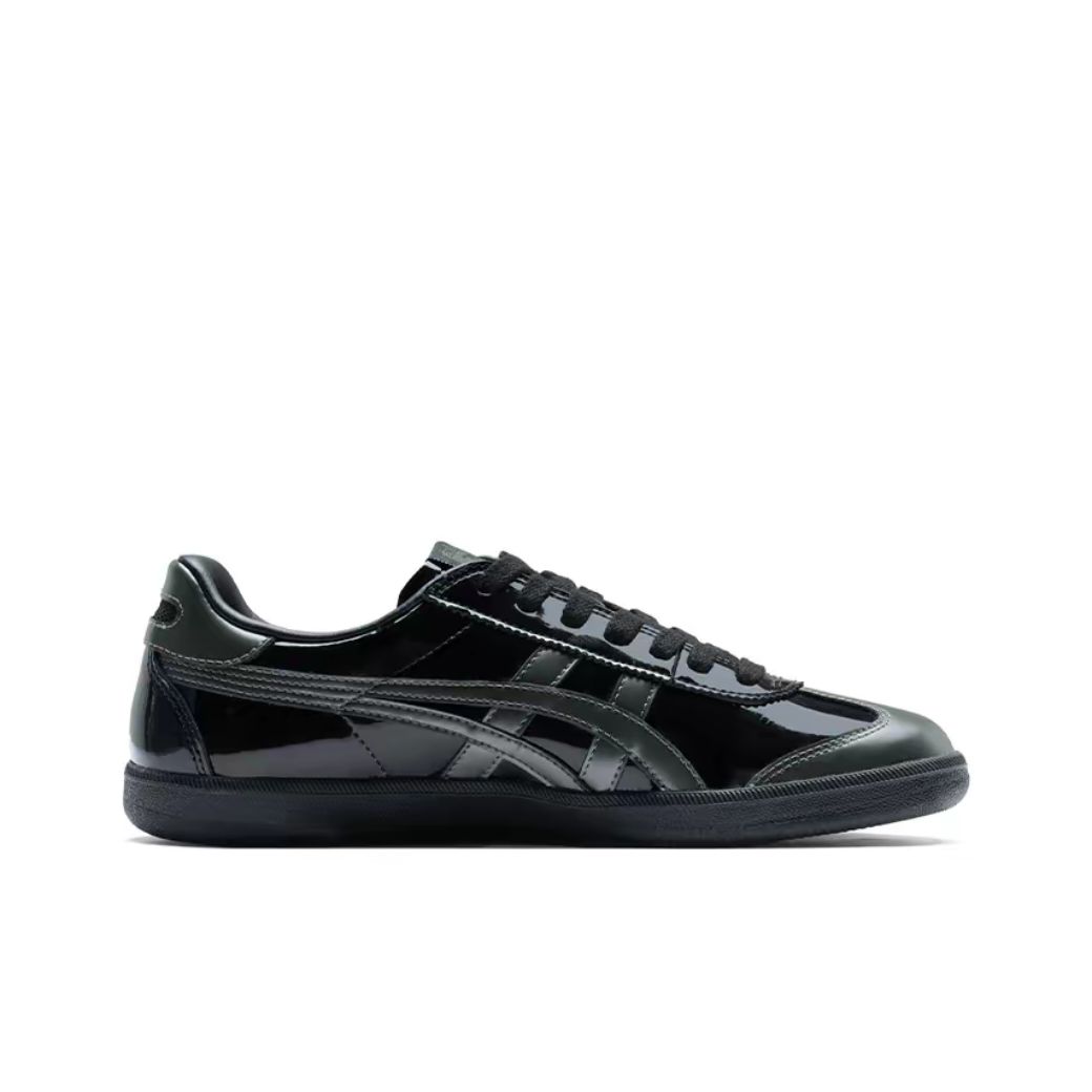 オニツカタイガー TOKUTEN ブラック×グレー Onitsuka Tiger スニーカー ローカット 快適 通気 メンズ レディース クラシックデザイン き