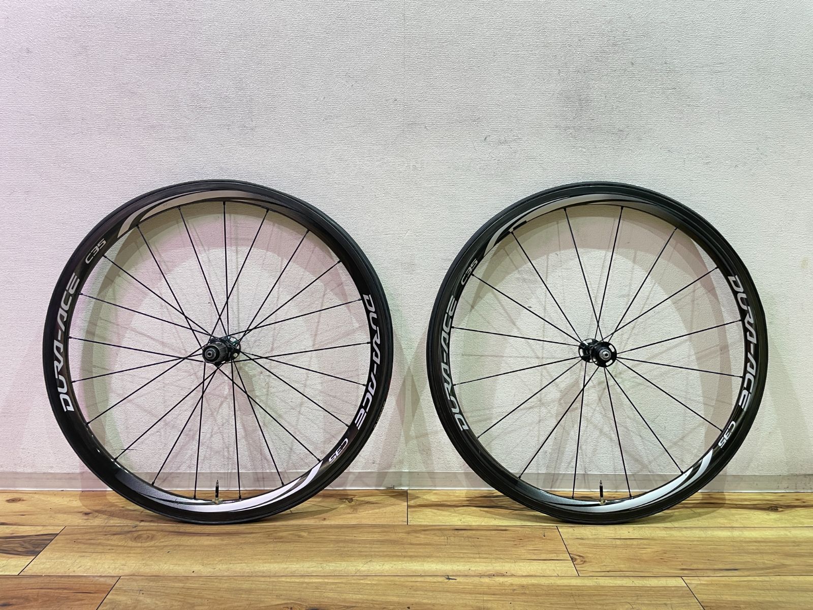 SHIMANO シマノ DURA-ACE デュラエース WH-9000 C 35 F 1100 g R 1300 タイヤ込みの重量 ホイールセット クリンチャー シマノフリー 11 s ロードバイク 自転車 パーツ P 3665