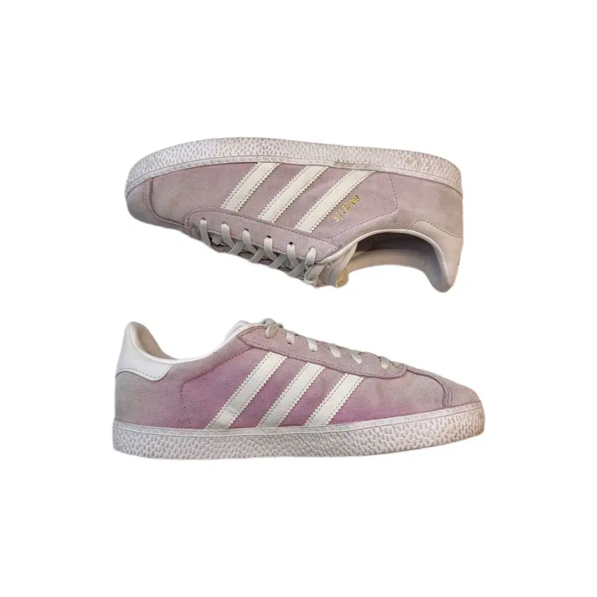 ピンク スニーカー