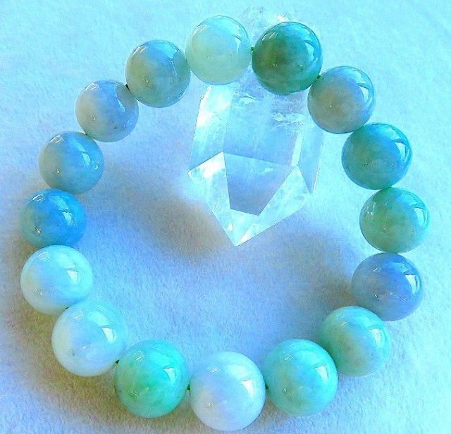 希少、最上級品、国石、綺麗色)糸魚川翡翠ブレスレット、13mm※歳末値引中※ 市場価格78万円！希少 ☆超綺麗見惚れるほど美しい！！！純天然糸魚川