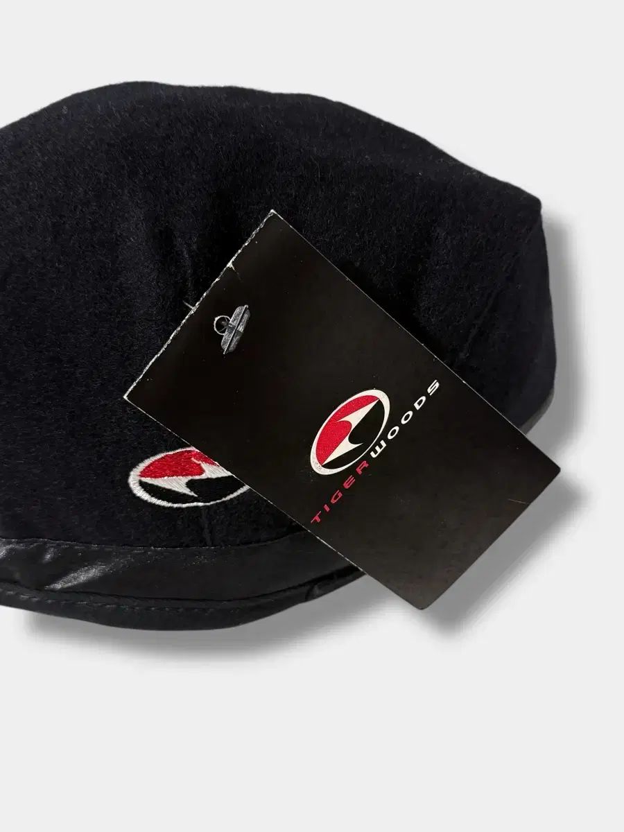  ナイキ x タイガー ウッズ 90 s ウール スウッシュ ベレー帽 ハンチングキャップ その他 帽子