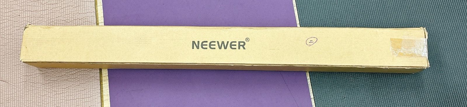 リバーシブルネジアダプターと3ウェイ取り付けインターフェース付き