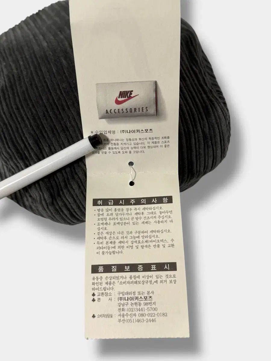 カーキ コーデュロイ