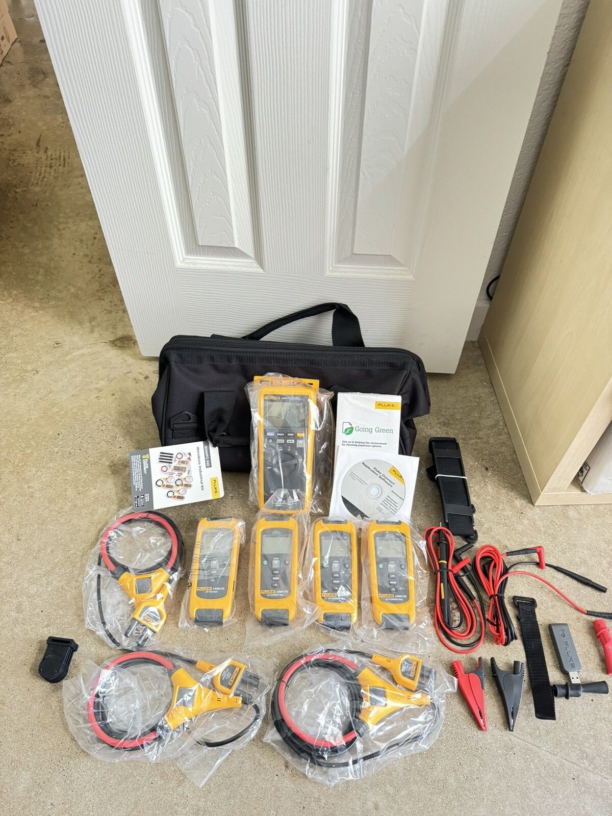 Fluke 3000 FC IND ワイヤレス True RMS デジタルマルチメーター 用トライアルキット