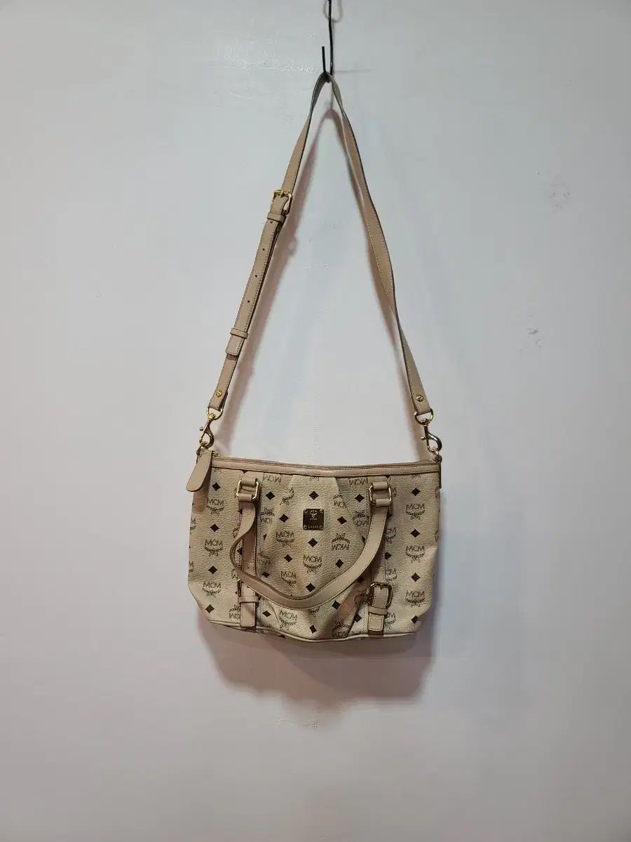 MCM ヴィセトス トートバッグ 兼 ショルダーバッグ