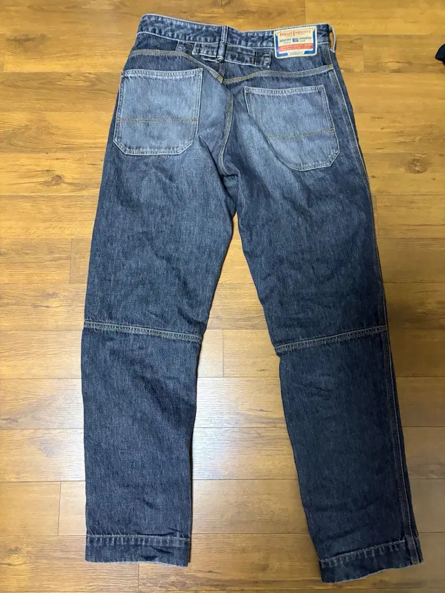 DIESEL_P 5 D ダブルニー デニムズボン_32 size_DARK グレー ブラックデニム