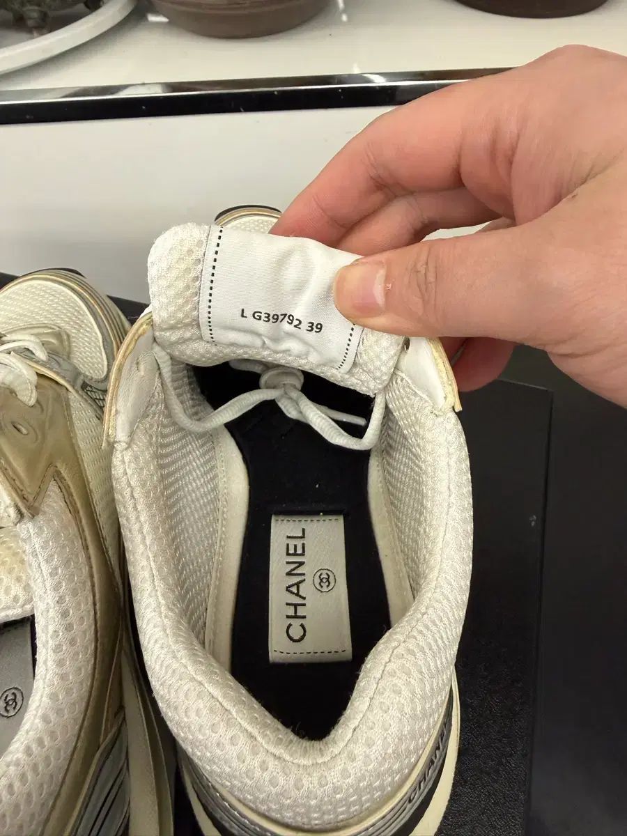 シャネル スニーカー 39 CCロゴ シャネル スニーカー 39 CCロゴ 楽天市場】シャネル 39 スニーカーの通販