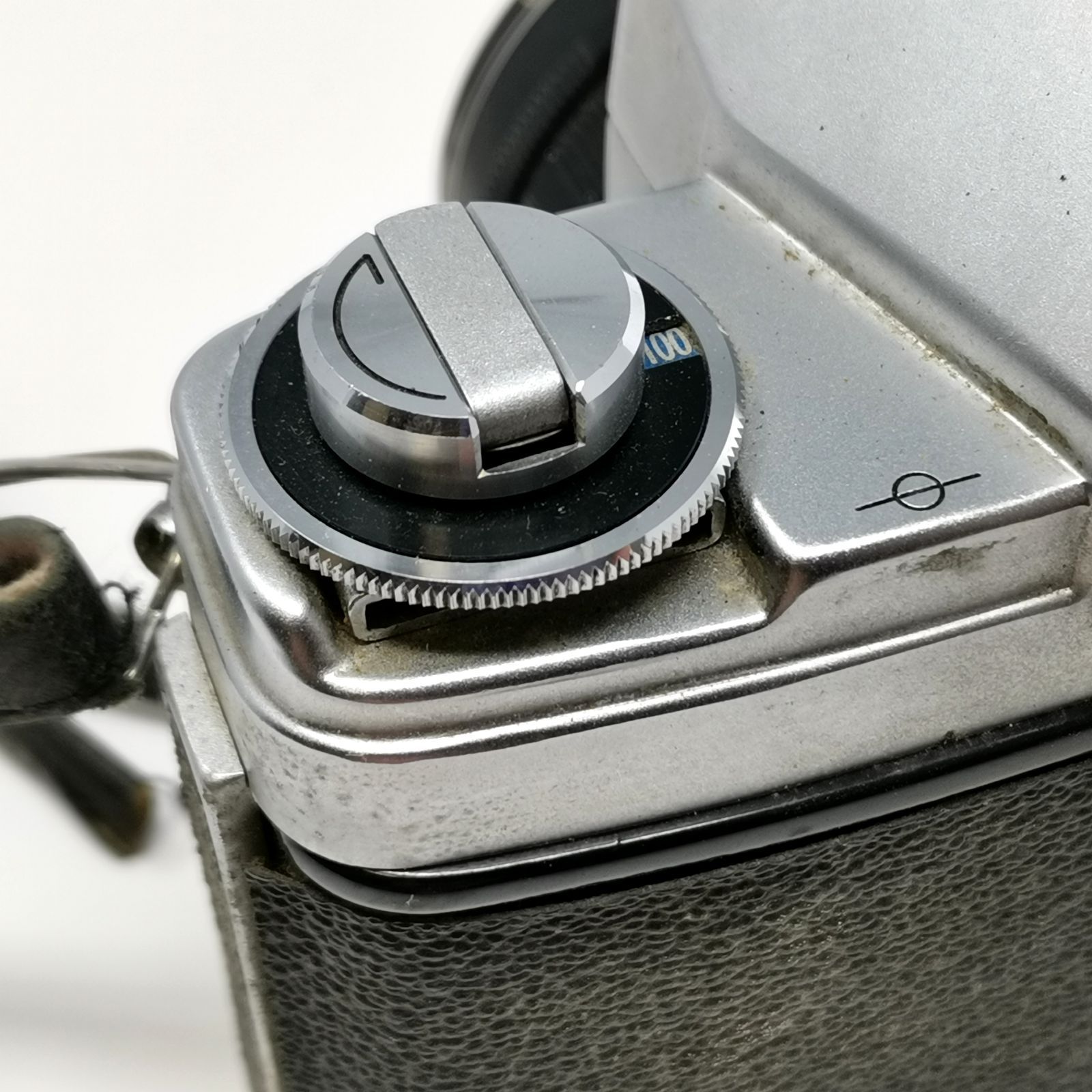 KONICA FP 一眼レフカメラ 動作未確認 現状渡し KONICA FP 一眼レフカメラ 動作未確認 現状渡し