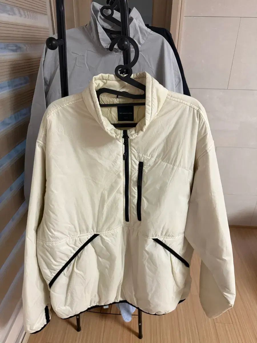 moif オーバ トラック ハーフジップアップ 3 エクリュ