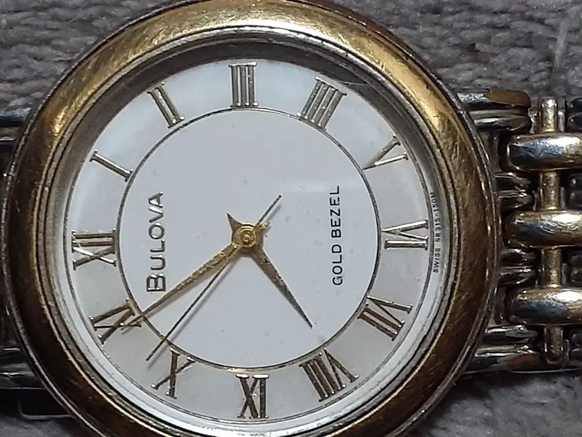 ブロバ ヴィンテージ GOLD ベゼル 時計